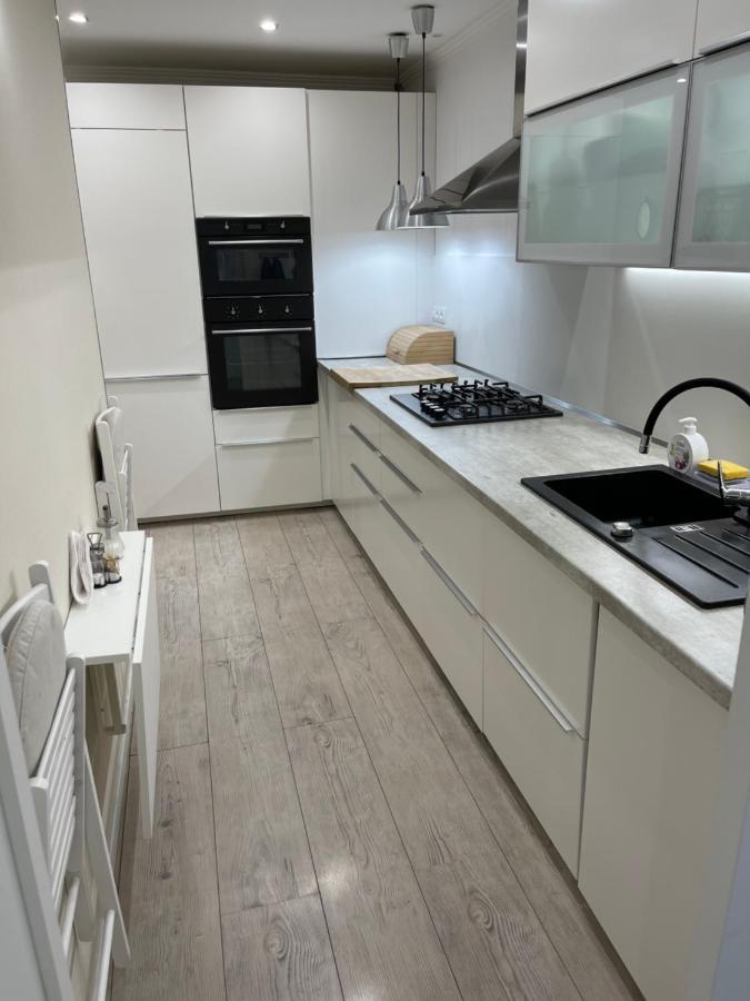Cosy Apartmant In Hodonin Apartment Bagian luar foto
