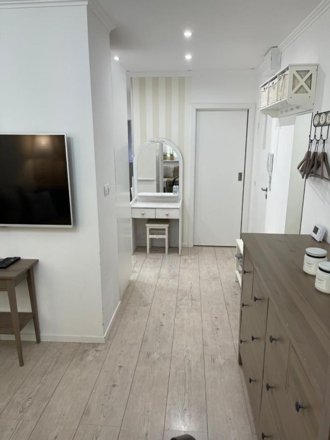 Cosy Apartmant In Hodonin Apartment Bagian luar foto
